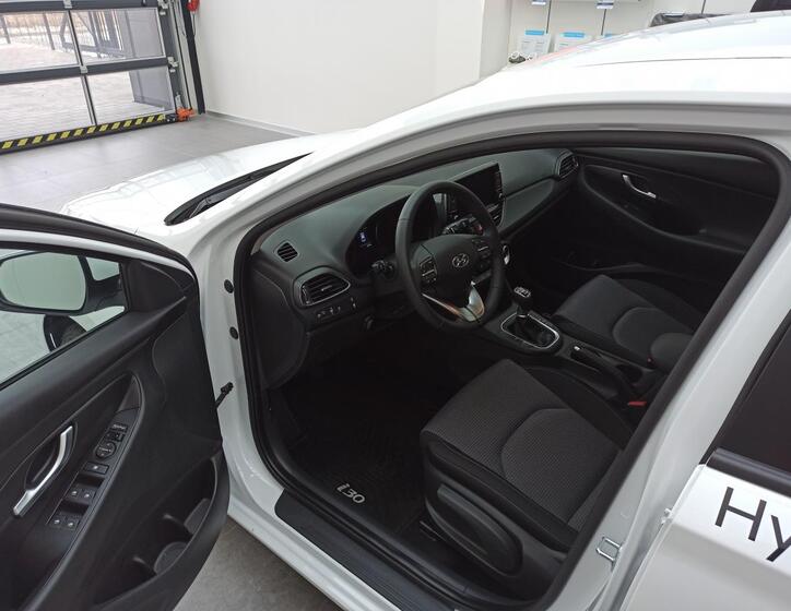 Hyundai i30 9