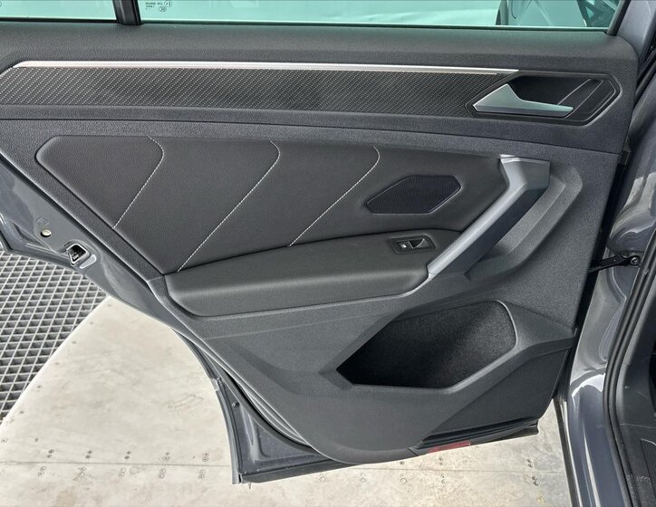 Volkswagen Tiguan SUV / Terénní 1,4 l 110 kw