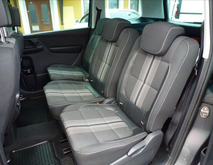 Volkswagen Sharan Kombi 2,0 l 125 kw