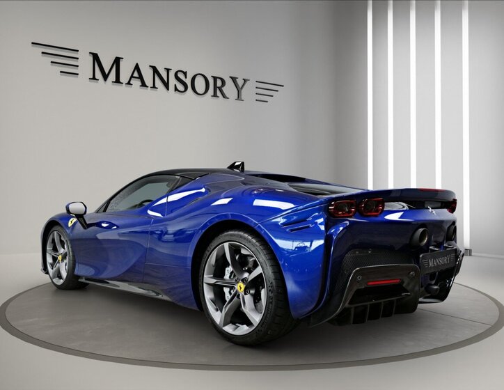 Ferrari SF90 Kupé 4,0 l 736 kw