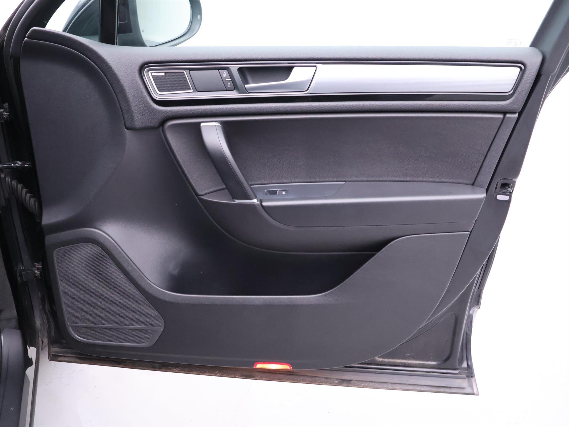 Volkswagen Touareg SUV 3,0 l 193 kw