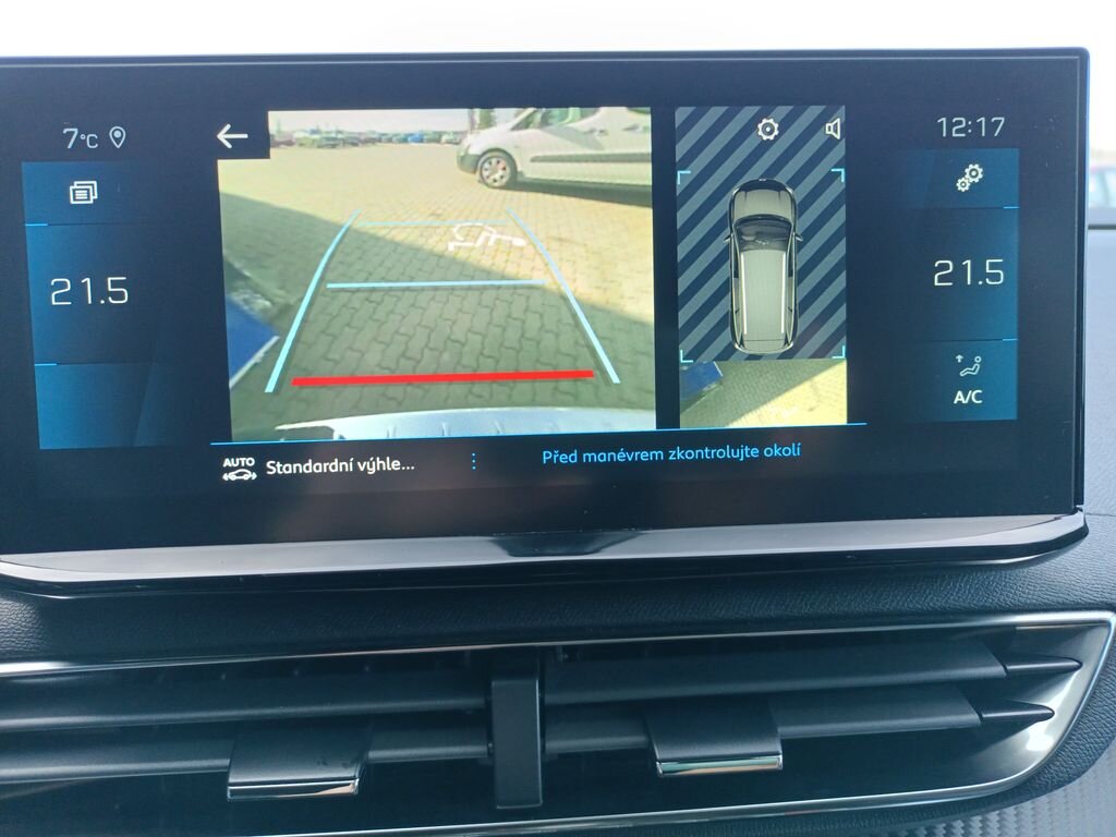 Peugeot 5008 SUV / Terénní 1,5 l 96 kw