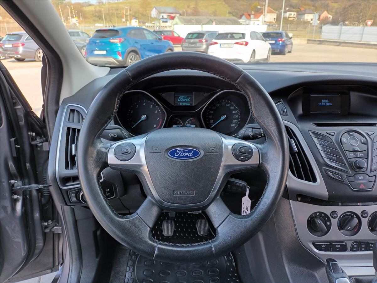 Ford Focus Kombi 998,0 92 kw