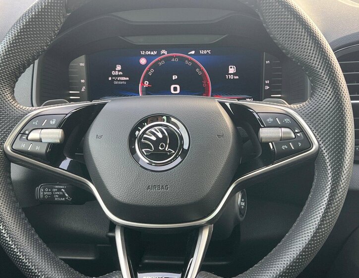 Škoda Karoq SUV 1,5 l 110 kw