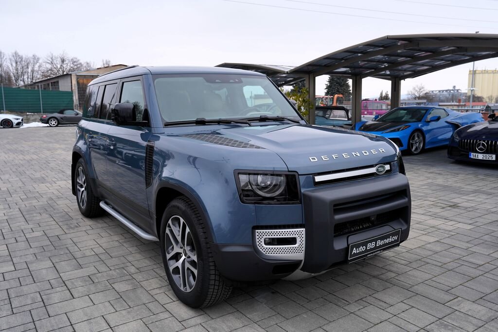 Land Rover Defender SUV 3,0 l 294 kw
