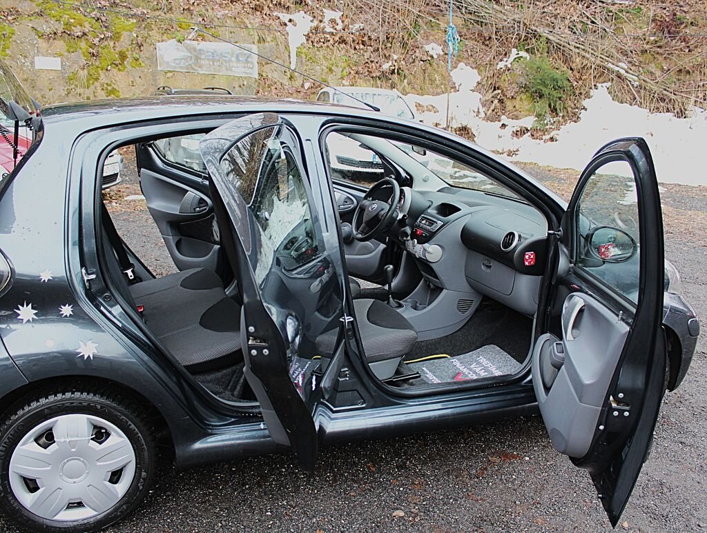 Toyota Aygo Hatchback 998,0 50 kw
