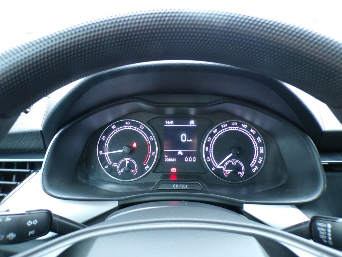 Škoda Kamiq Hatchback 999,0 70 kw