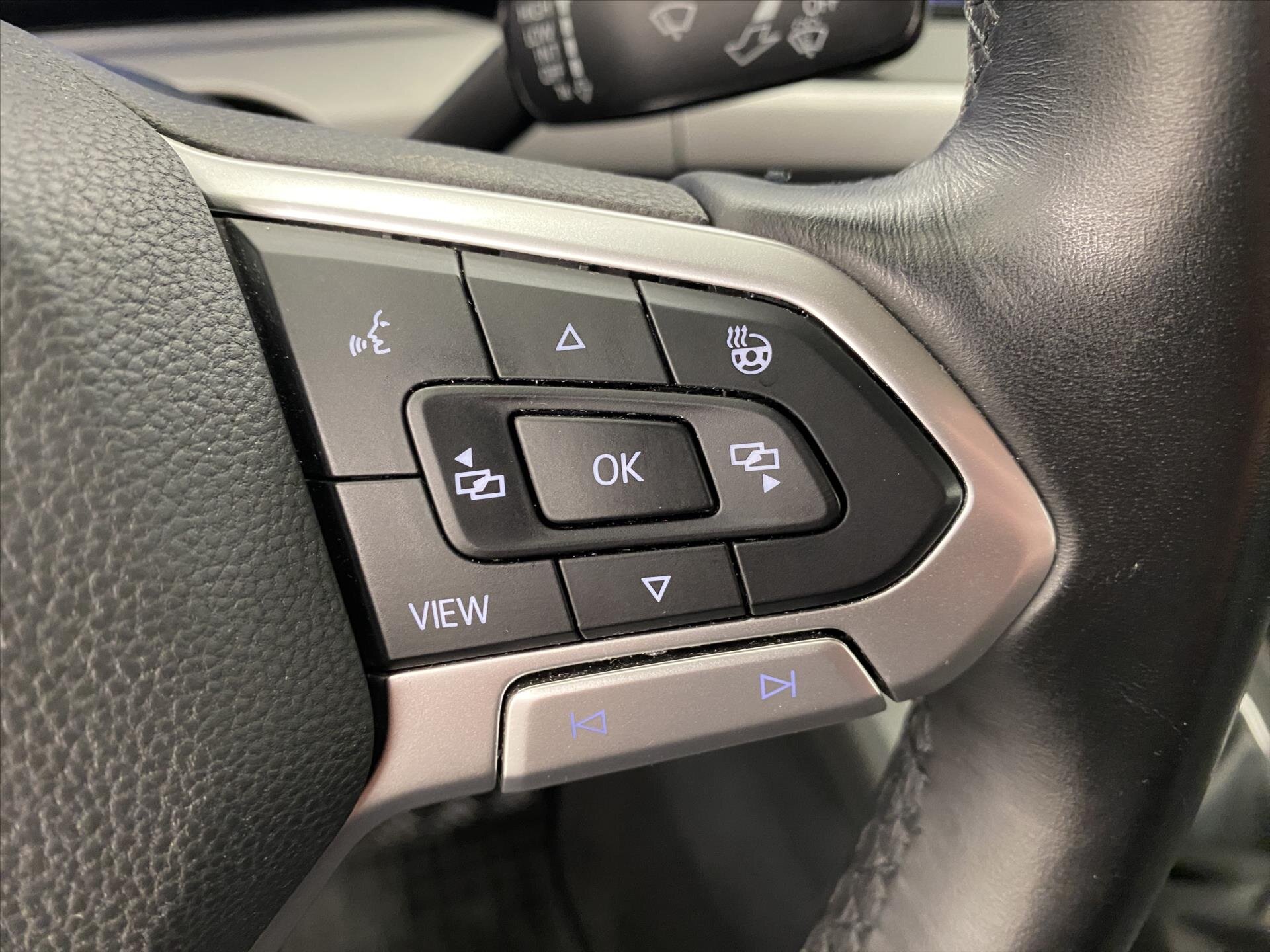 Volkswagen Golf Hatchback 999,0 81 kw