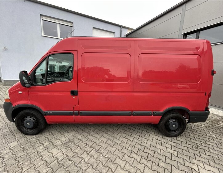 Renault Master Skříň 2,5 l 107 kw
