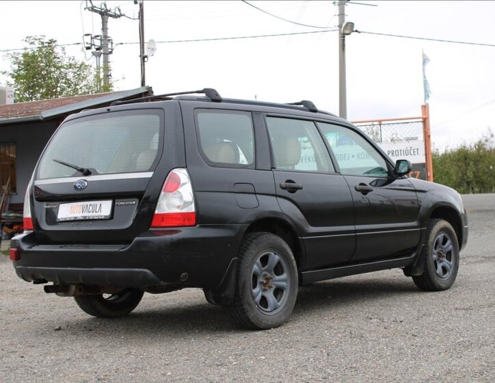 Subaru Forester Kombi 2,5 l 129 kw