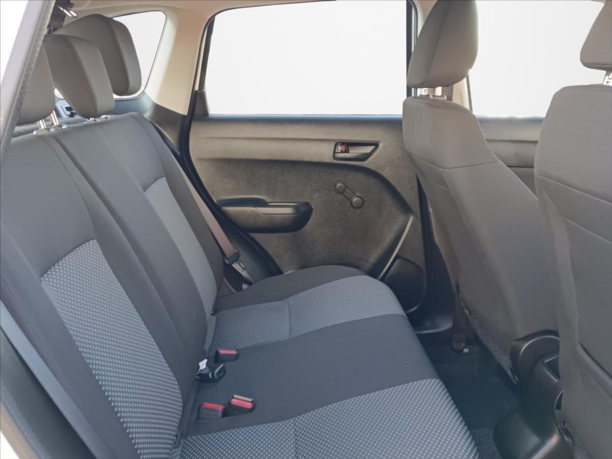 Suzuki Vitara SUV / Terénní 1,4 l 95 kw