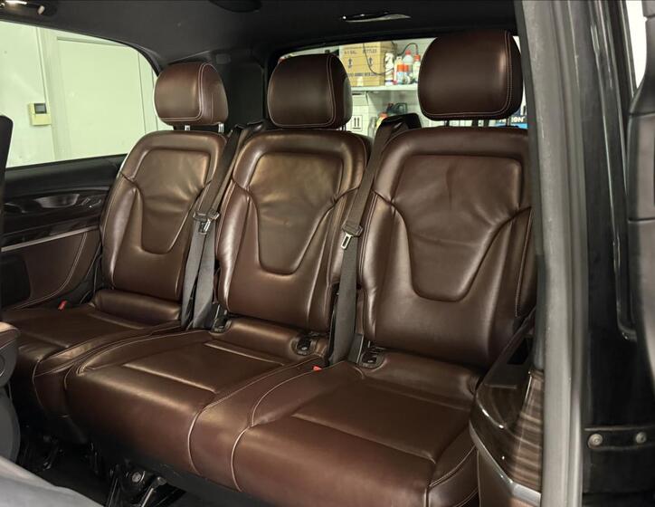 Mercedes-Benz Třídy V 12