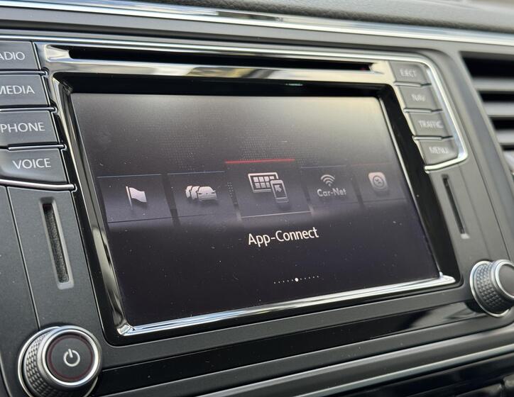 Volkswagen Multivan 28