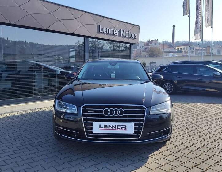 Audi A8 Sedan / Limuzína 3,0 l 190 kw