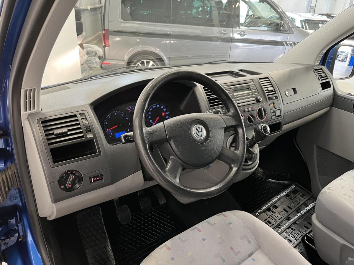 Volkswagen Caravelle