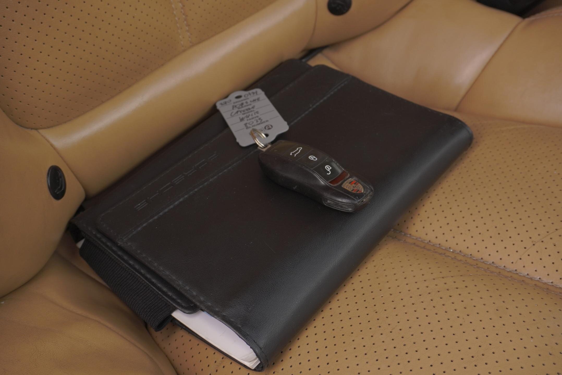 Porsche Cayenne SUV 3,0 l 176 kw