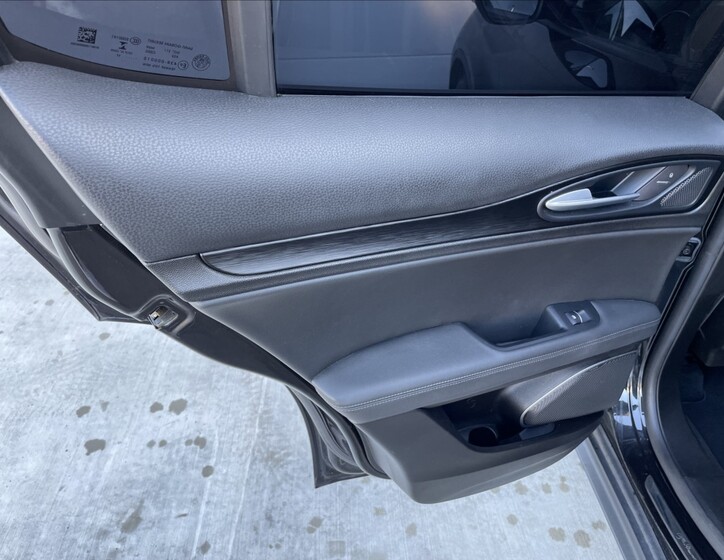 Alfa Romeo Stelvio 18