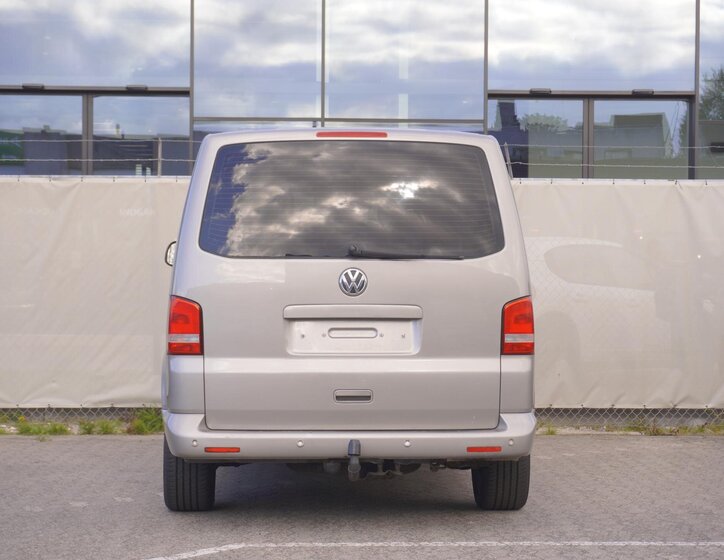 Volkswagen Caravelle 4
