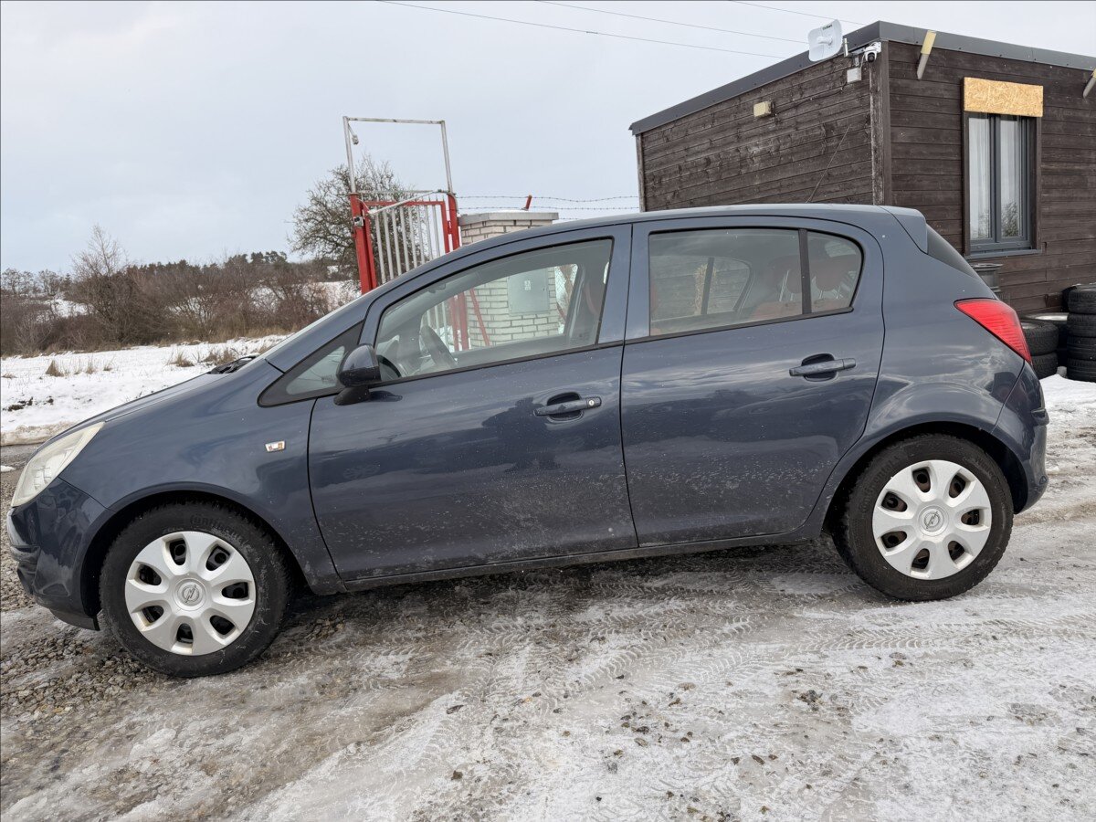 Opel Corsa Hatchback 1,4 l 66 kw