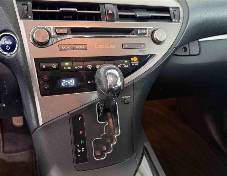 Lexus RX SUV 3,5 l 183 kw