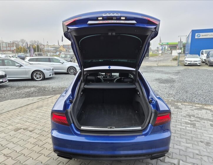 Audi A7 14