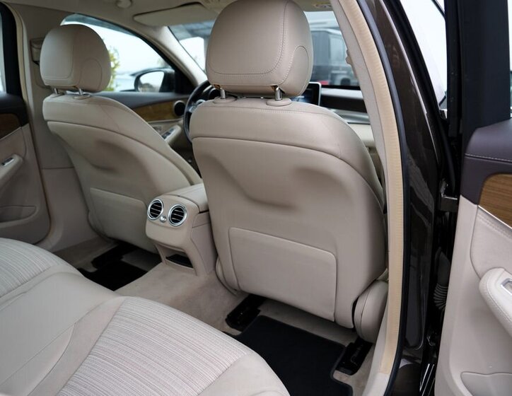 Mercedes-Benz Třídy C 27