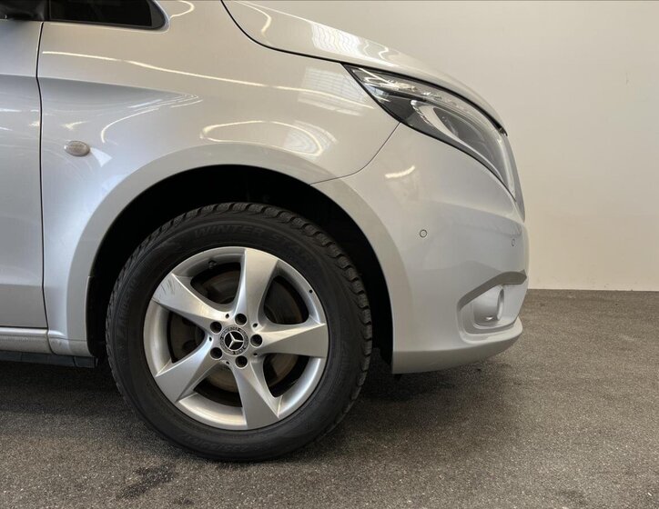 Mercedes-Benz Vito MPV 2,0 l 174 kw
