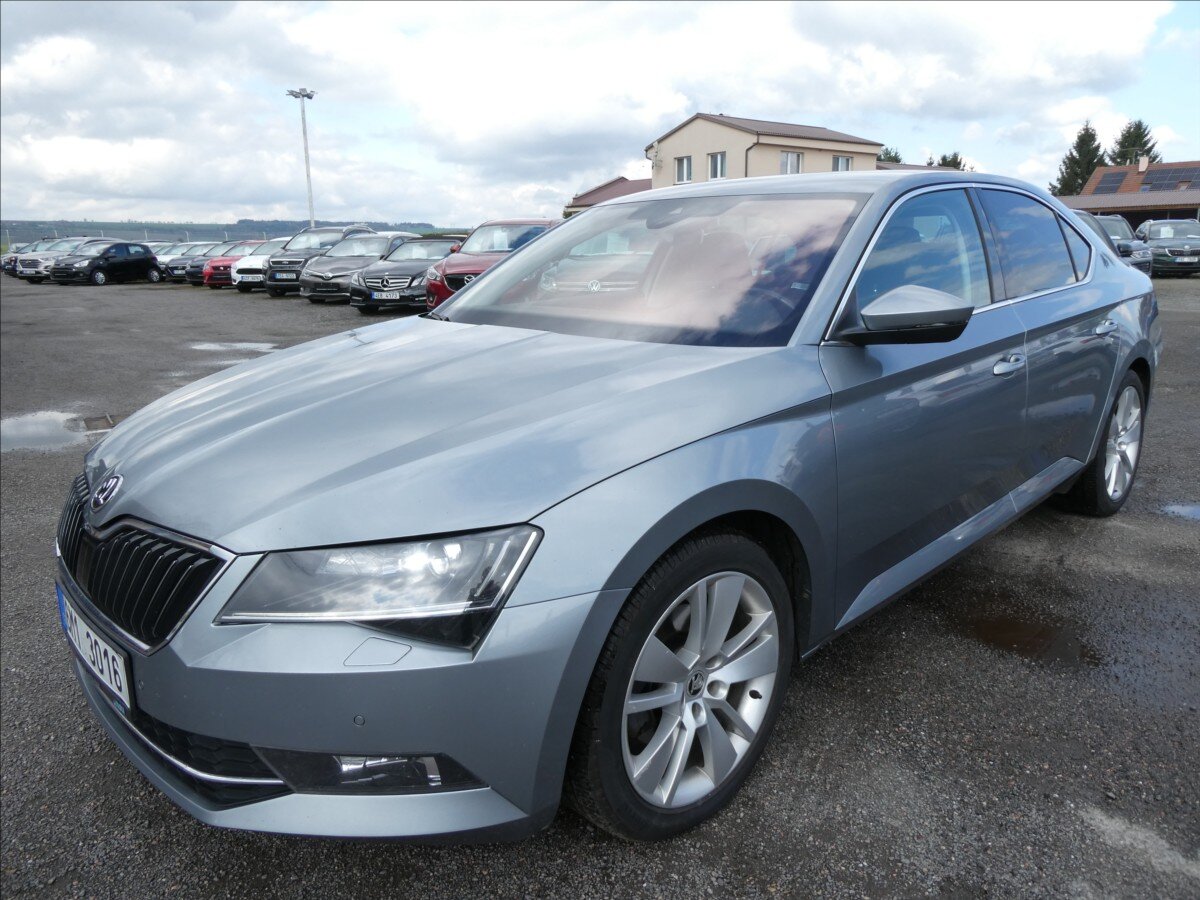 Škoda Superb Liftback 2,0 l 110 kw