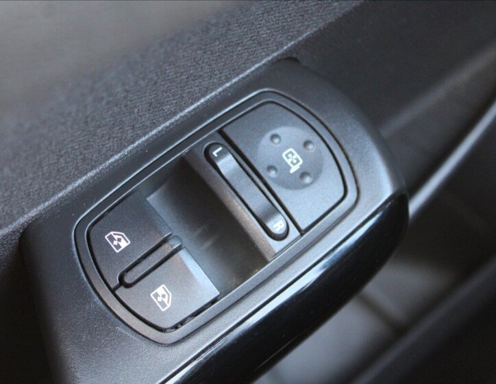 Opel Corsa Hatchback 1,2 l 63 kw