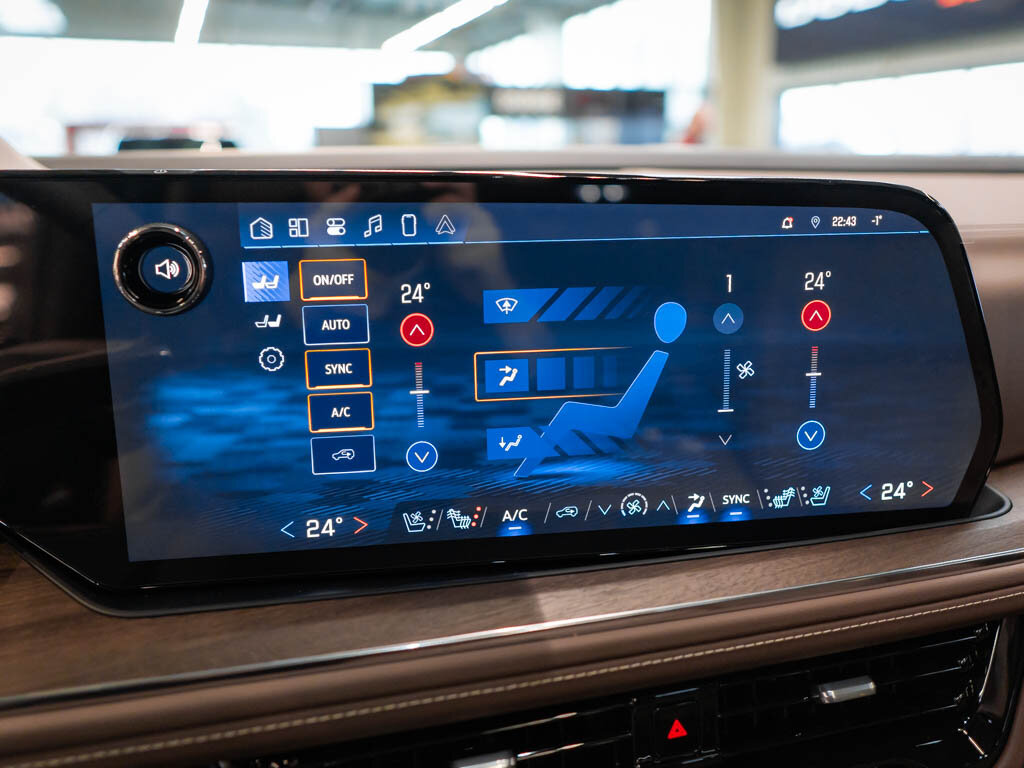 Chevrolet Suburban SUV 6,2 l 313 kw