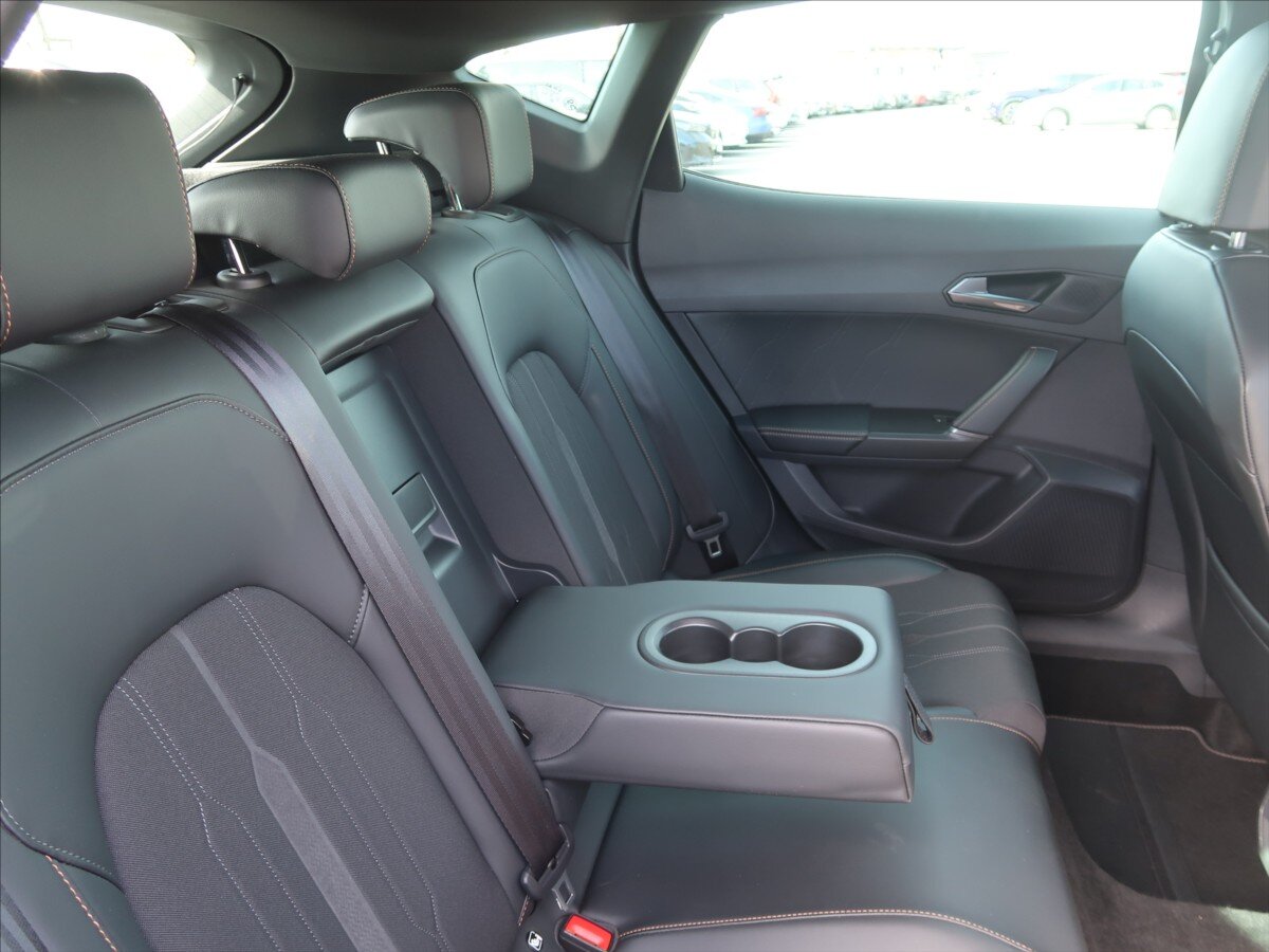 Cupra Formentor SUV / Terénní 1,5 l 110 kw