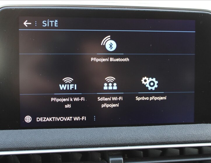 Peugeot 3008 SUV / Terénní 1,2 l 96 kw