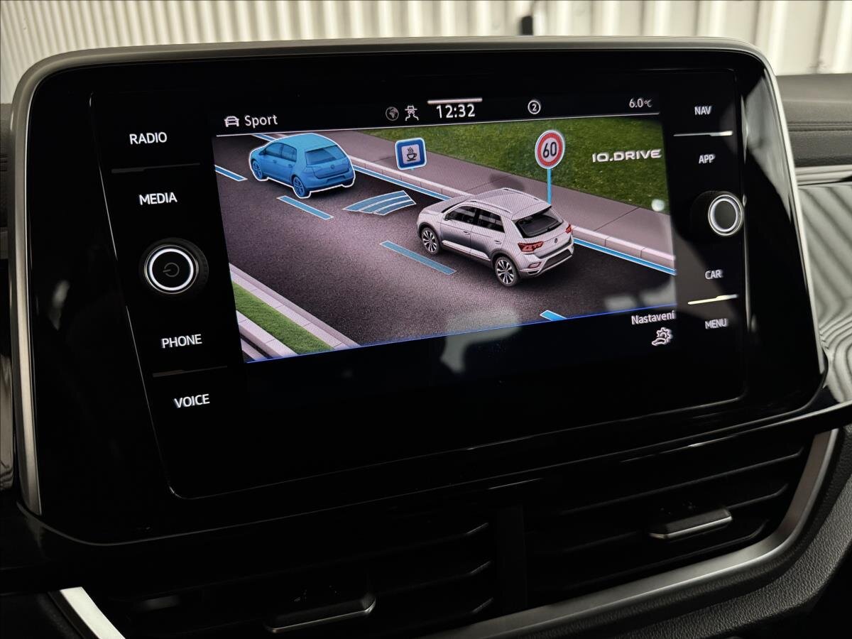 Volkswagen T-Roc MPV 2,0 l 110 kw