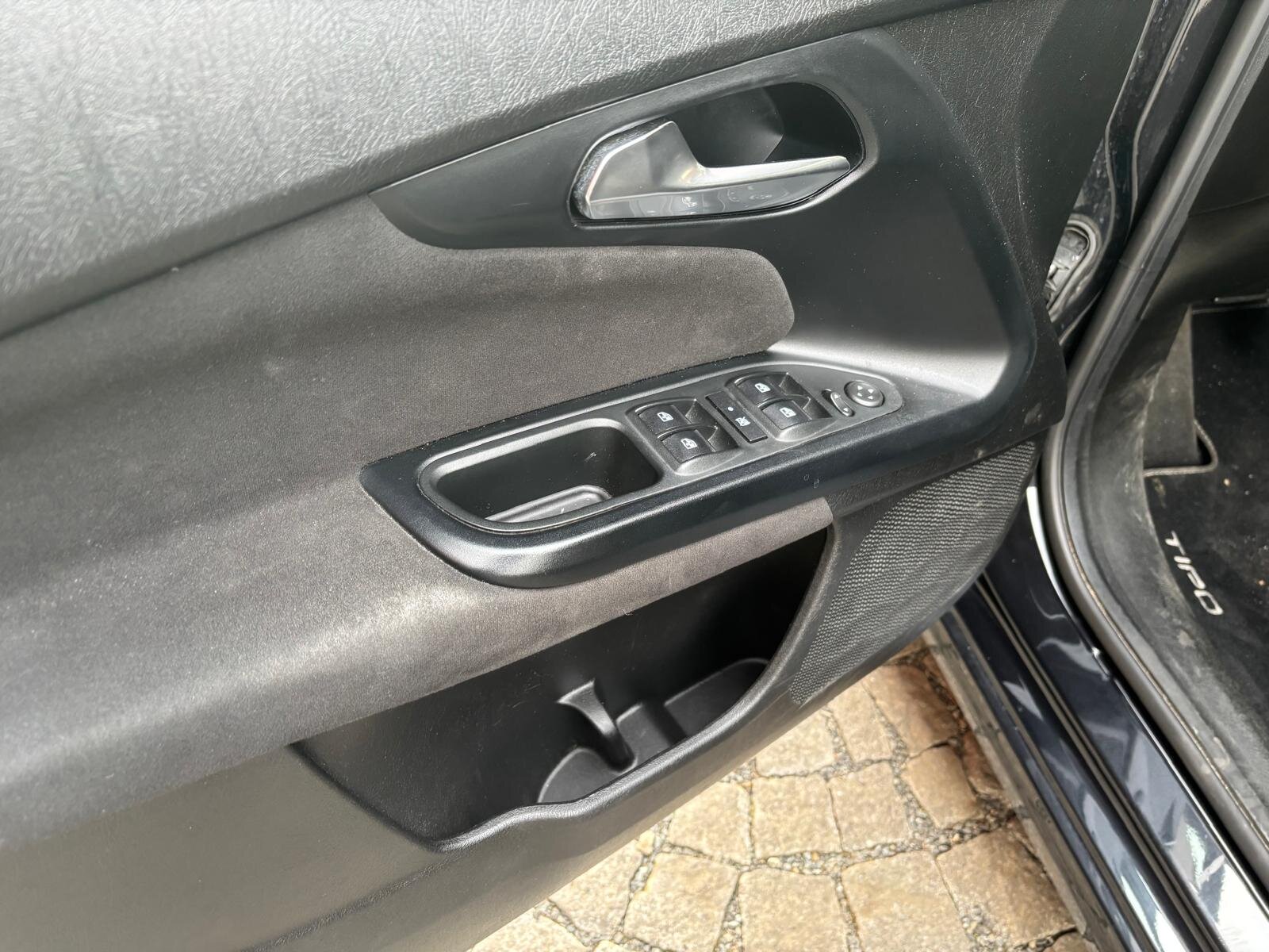 Fiat Tipo Sedan / Limuzína 1,4 l 70 kw