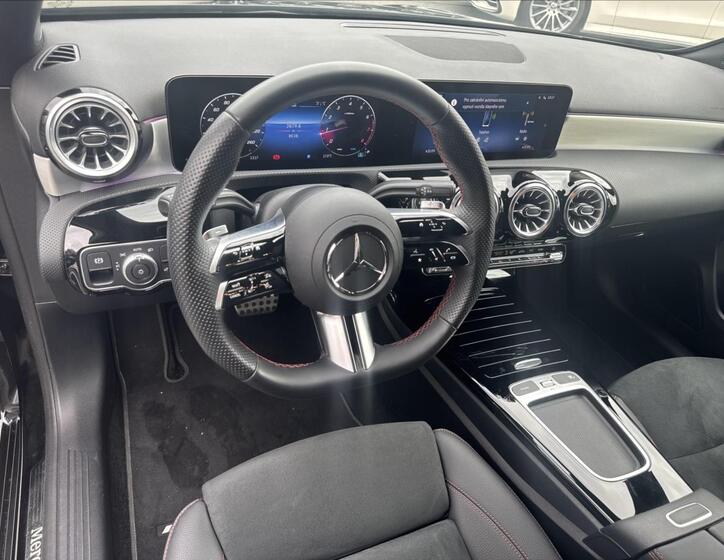 Mercedes-Benz Třídy A 10