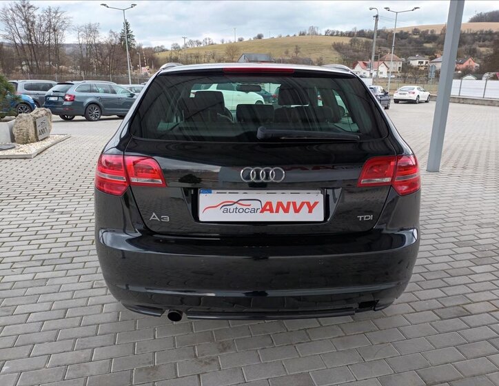 Audi A3 Hatchback 1,6 l 77 kw