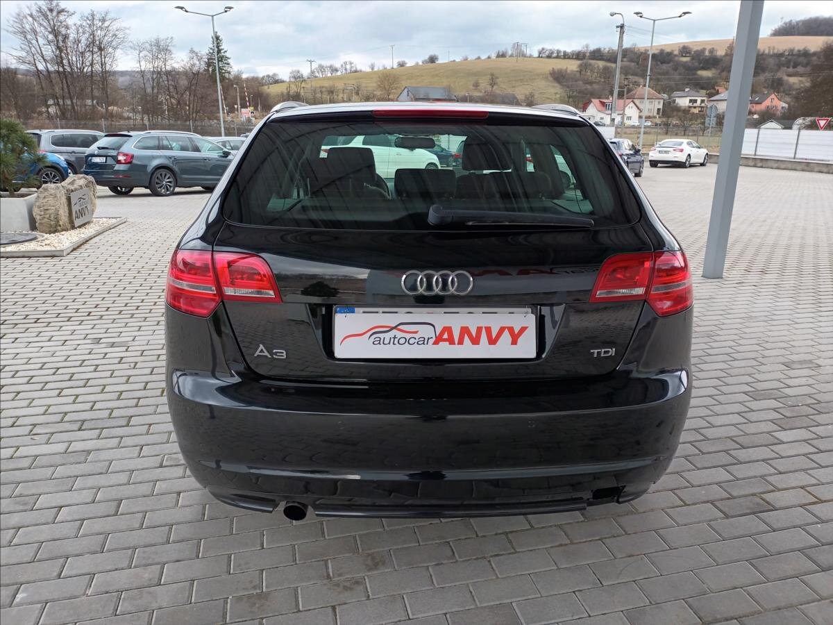 Audi A3 Hatchback 1,6 l 77 kw