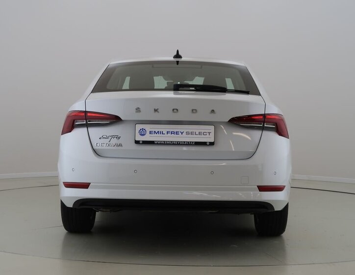 Škoda Octavia Sedan / Limuzína 2,0 l 85 kw