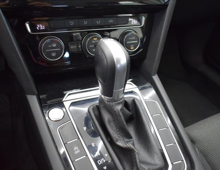 Volkswagen Passat Kombi 1,9 l 110 kw