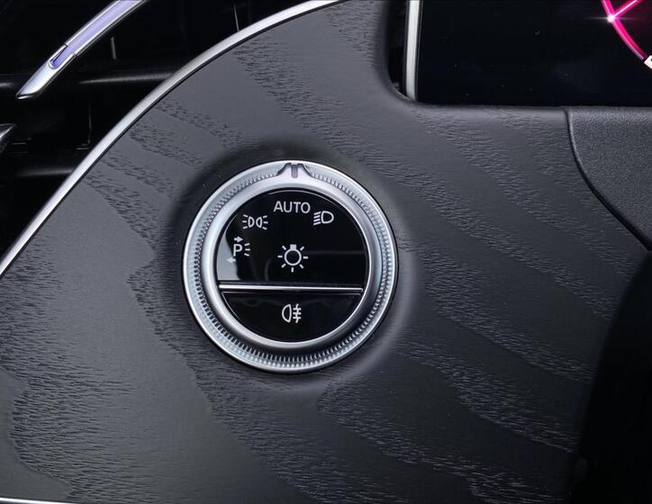 Mercedes-Benz Třídy E 16