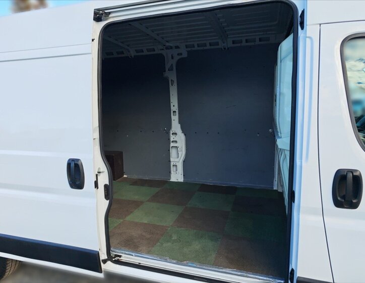 Peugeot Boxer Ostatní 2,2 l 121 kw