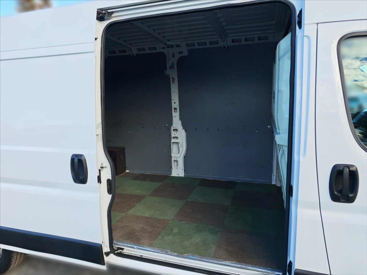 Peugeot Boxer Ostatní 2,2 l 121 kw