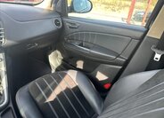 Lancia Delta Hatchback 1,4 l 88 kw