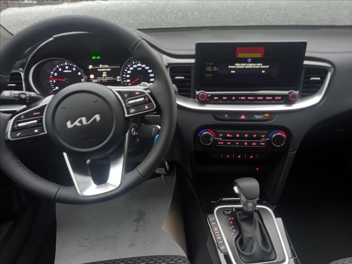 KIA XCeed CUV 1,6 l 110 kw