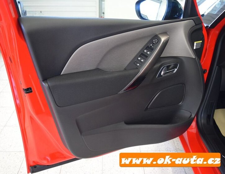Citroën Grand C4 SpaceTourer MPV 1,5 l 96 kw