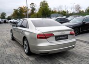 Audi A8 4