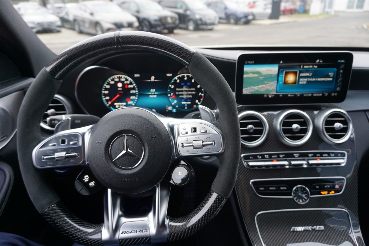 Mercedes-Benz Třídy C Sedan 4,0 l 375 kw