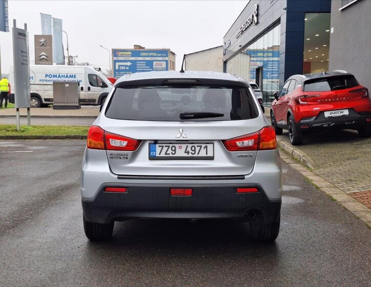 Mitsubishi ASX SUV 1,6 l 86 kw