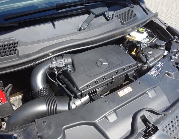 Mercedes-Benz Vito Kombi 2,1 l 140 kw