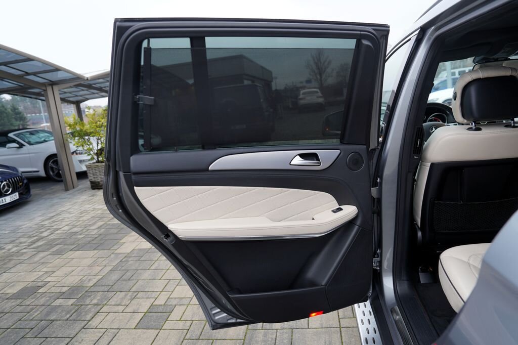 Mercedes-Benz GL SUV 3,0 l 190 kw